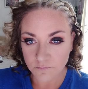 Meet your Posher, Tanya